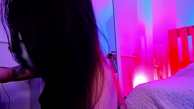 coral jonesss online show from 10-12-25, 03:35