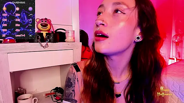 coral jonesss online show from 10-13-25, 02:07