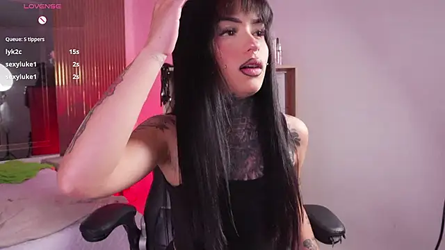 CleeoAdams  online show from 01-18-26, 05:55