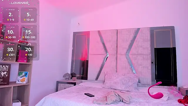 CleeoAdams  online show from 09-12-25, 04:12