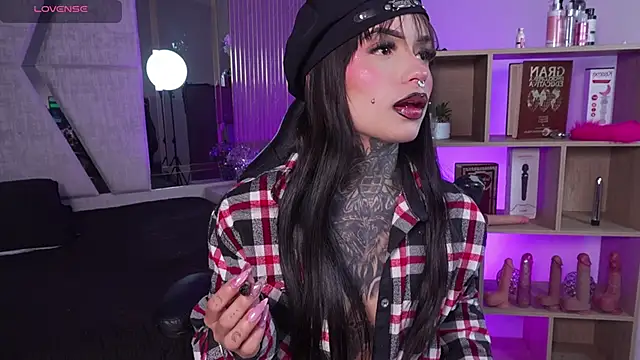 CleeoAdams  online show from 02-12-26, 06:13