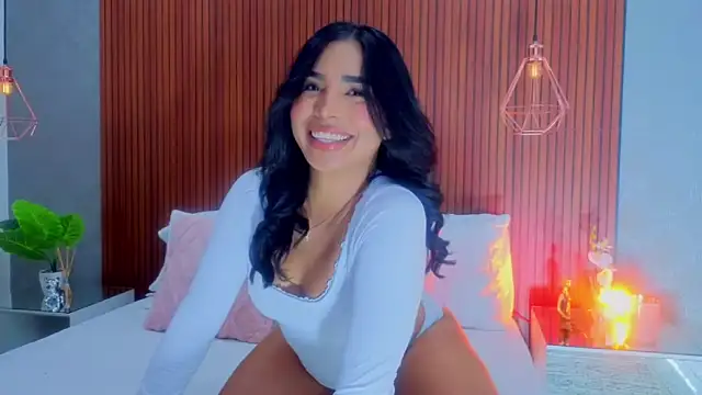 CharlotteGraay online show from 04-23-26, 07:59