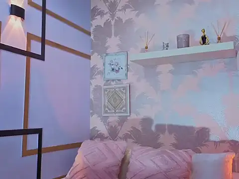 CharlotteGraay online show from 02-24-26, 07:48