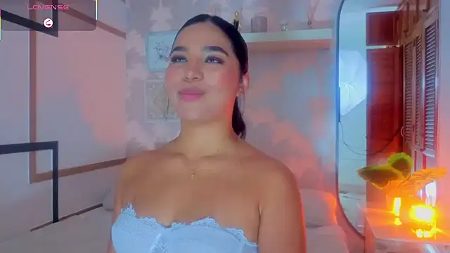 CharlotteGraay online show from 05-30-26, 07:52