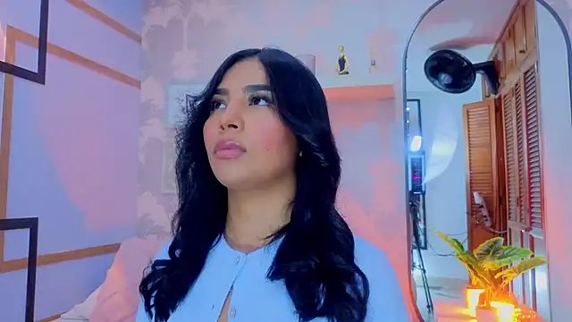 CharlotteGraay online show from 04-09-26, 08:04