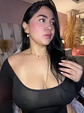 Sara  collins   online show from 12-17-25, 12:10