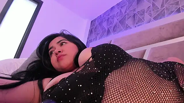 Sara  collins   online show from 03-05-25, 04:24