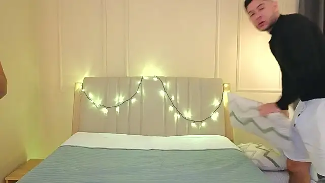 mr danni online show from 11-24-25, 08:53