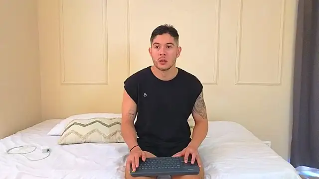 mr danni online show from 10-01-25, 06:23