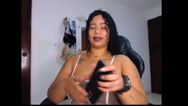 leslycarsson online show from 09-10-25, 02:43