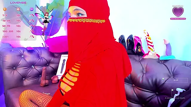 Snapshot of azahara_faraah chatting on 09-23-25, 05:20 azahara faraah online show from 09-23-25, 05:20