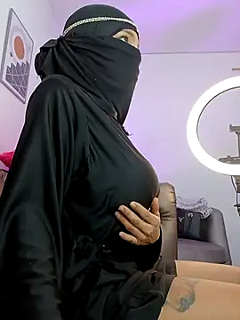 azahara faraah online show from 10-28-25, 03:00