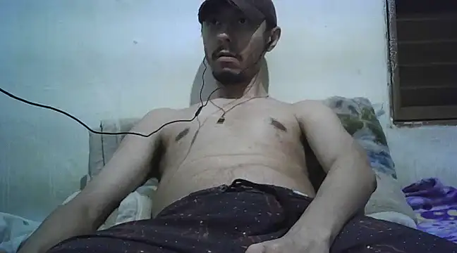 Snapshot of michel1520 chatting on 01-15-25, 06:50 michel1520 online show from 01-15-25, 06:50