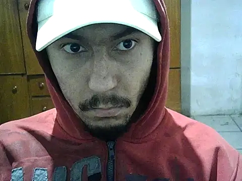 Snapshot of michel1520 chatting on 10-10-25, 10:43 michel1520 online show from 10-10-25, 10:43