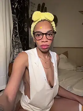 goddesskash online show from 12-21-25, 05:20