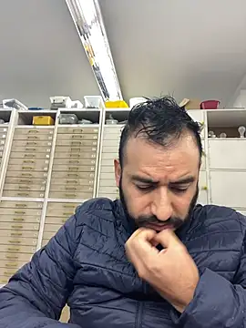 leonardohot1987 online show from 02-10-26, 06:40