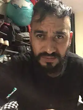 Snapshot of leonardohot1987 chatting on 02-02-25, 05:10 leonardohot1987 online show from 02-02-25, 05:10