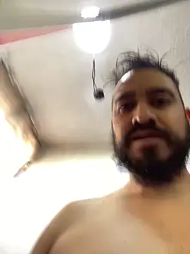 Snapshot of leonardohot1987 chatting on 02-08-25, 09:04 leonardohot1987 online show from 02-08-25, 09:04