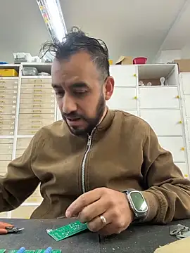 leonardohot1987 online show from 02-05-26, 06:15