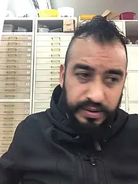 Snapshot of leonardohot1987 chatting on 02-07-25, 08:20 leonardohot1987 online show from 02-07-25, 08:20