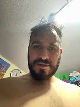 leonardohot1987 online show from 02-12-26, 12:54