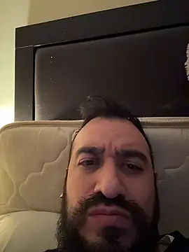 Snapshot of leonardohot1987 chatting on 11-08-25, 05:00 leonardohot1987 online show from 11-08-25, 05:00