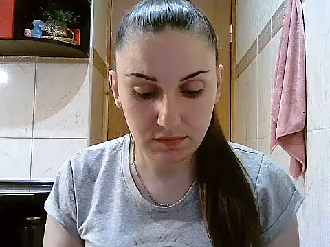 Yuliia30 online show from 06-03-26, 05:06