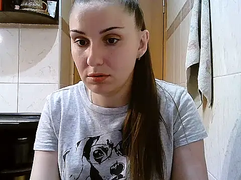 Snapshot of Yuliia30 chatting on 06-10-26, 06:20 Yuliia30 online show from 06-10-26, 06:20