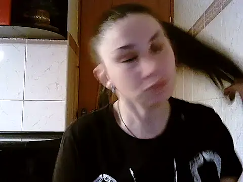 Snapshot of Yuliia30 chatting on 01-16-26, 02:21 Yuliia30 online show from 01-16-26, 02:21