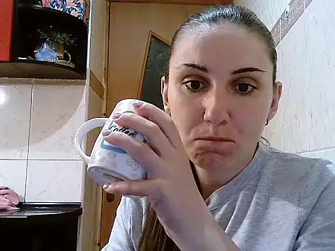 Yuliia30 online show from 05-23-26, 05:01