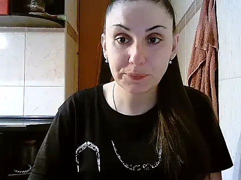 Snapshot of Yuliia30 chatting on 02-25-26, 02:17 Yuliia30 online show from 02-25-26, 02:17