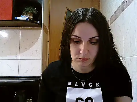 Yuliia30 online show from 03-04-26, 06:26