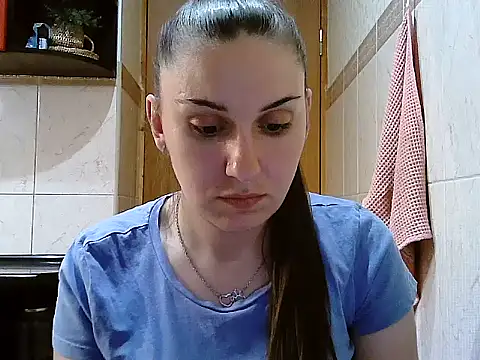 Yuliia30 online show from 06-02-26, 04:07