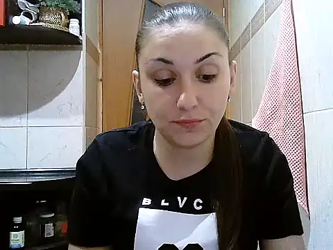 Yuliia30 online show from 09-26-25, 05:42