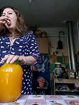 Jyleta online show from 09-21-25, 02:44