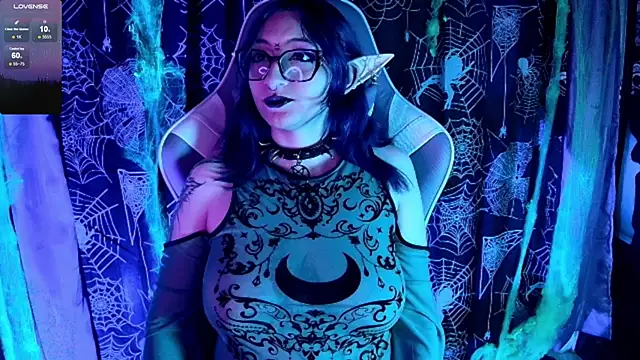 Kimlennox  online show from 10-25-25, 01:23