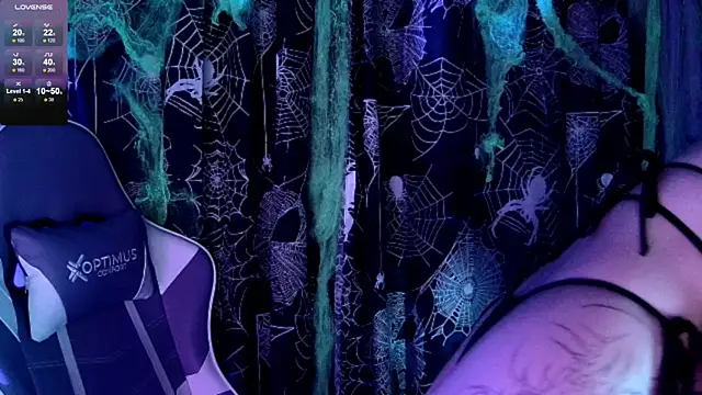 Kimlennox  online show from 10-26-25, 01:33