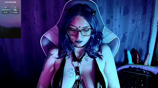 Kimlennox  online show from 09-30-25, 01:50