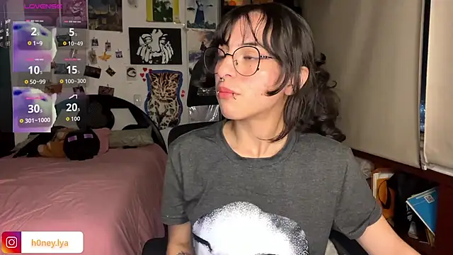 B0nnie H0ney online show from 03-13-26, 01:21