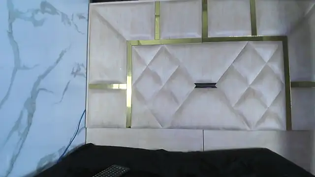 Salmaportman69 online show from 12-13-25, 08:04