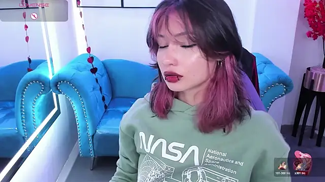 Snapshot of Akaza_Hakuji_ chatting on 02-12-26, 12:27 Akaza Hakuji online show from 02-12-26, 12:27