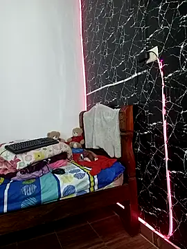 Snapshot of newveronika chatting on 02-20-26, 10:44 newveronika online show from 02-20-26, 10:44