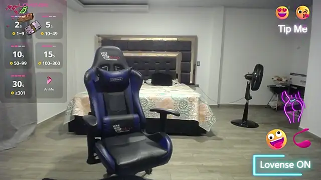 Francheskasmile online show from 11-23-25, 04:44