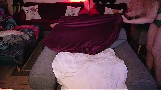 Miss luxiole online show from 11-14-25, 05:44