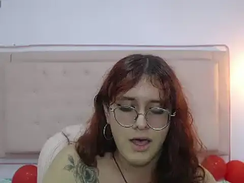 Snapshot of kathepickmanx chatting on 02-18-25, 05:53 kathepickmanx online show from 02-18-25, 05:53