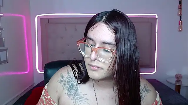 Snapshot of kathepickmanx chatting on 10-12-25, 03:41 kathepickmanx online show from 10-12-25, 03:41