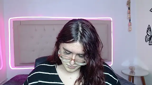 Snapshot of kathepickmanx chatting on 10-03-25, 03:30 kathepickmanx online show from 10-03-25, 03:30