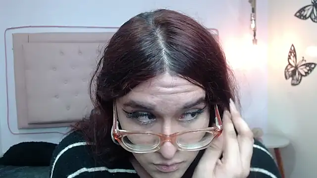 Snapshot of kathepickmanx chatting on 09-24-25, 03:24 kathepickmanx online show from 09-24-25, 03:24