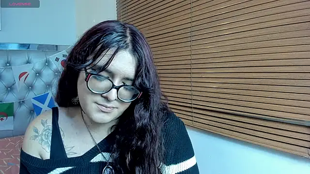 Snapshot of kathepickmanx chatting on 07-16-26, 03:36 kathepickmanx online show from 07-16-26, 03:36