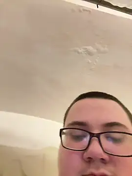 Bigcokz123456 online show from 05-04-26, 06:06